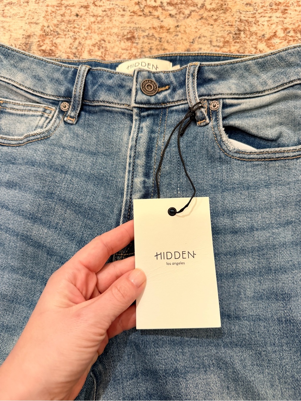 Hidden Los Angeles- Tracey High-Rise Light Wash Women's Jeans